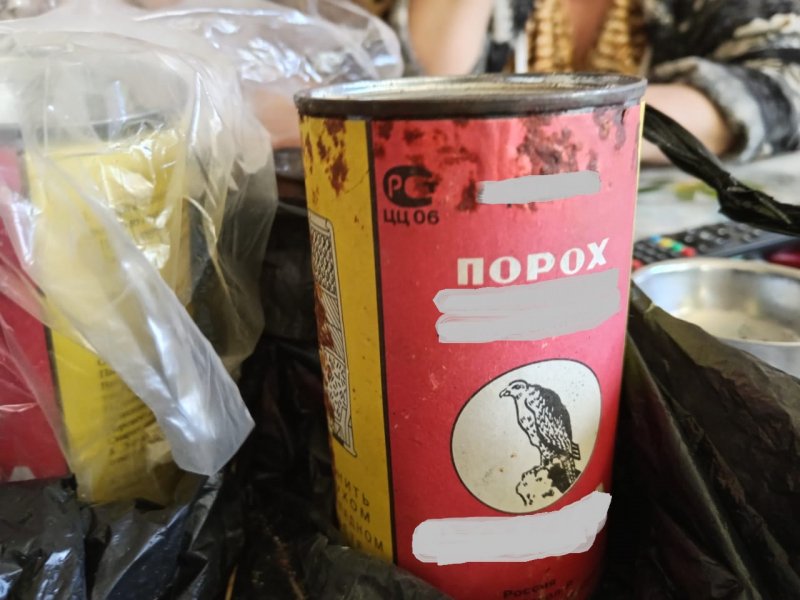 В Комсомольском районе возбуждено  уголовное дело о незаконном  приобретении и хранении пороха